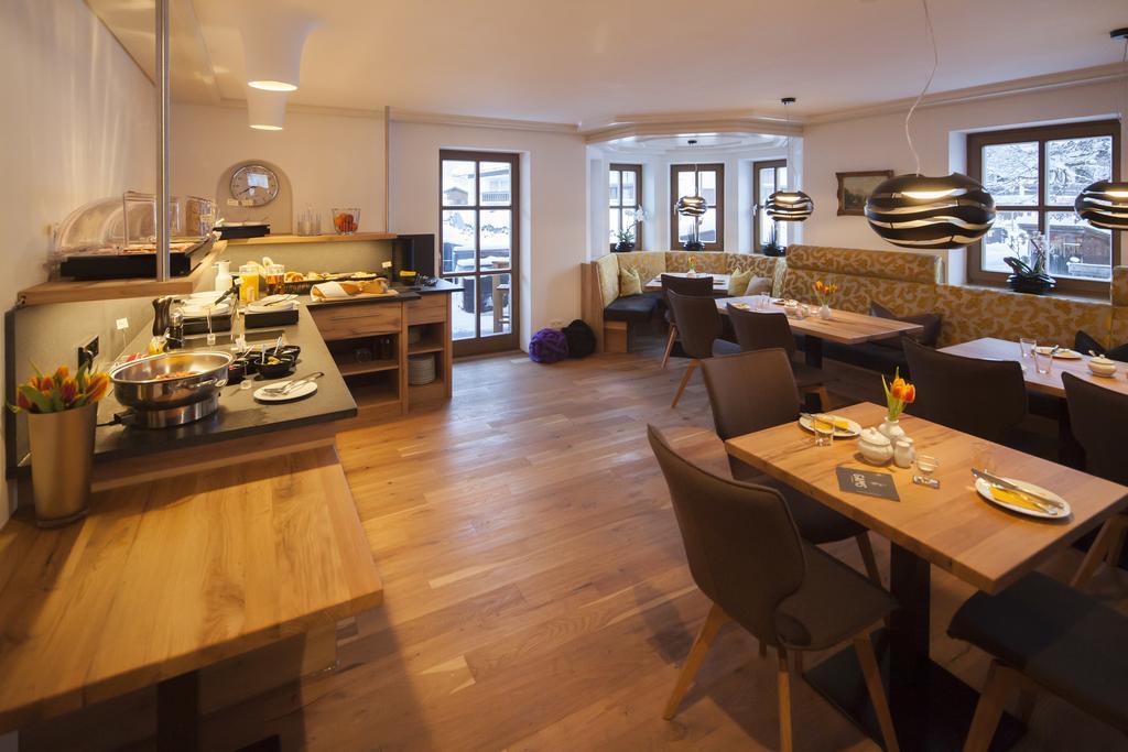 אוברסטדורף Boutique Hotel Gams מראה חיצוני תמונה