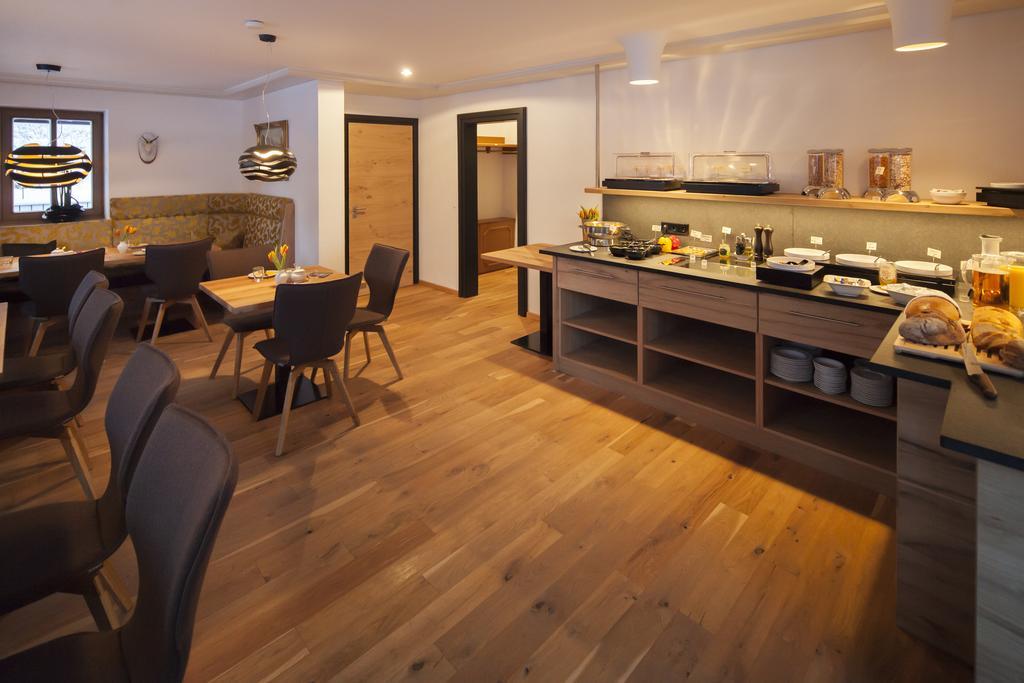 אוברסטדורף Boutique Hotel Gams מראה חיצוני תמונה
