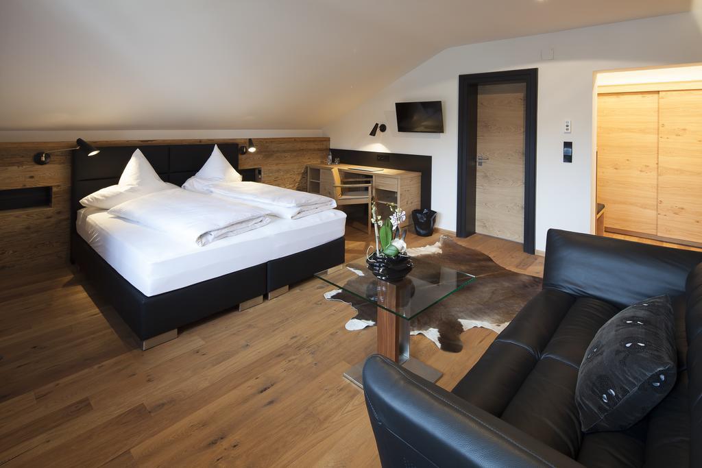 אוברסטדורף Boutique Hotel Gams חדר תמונה