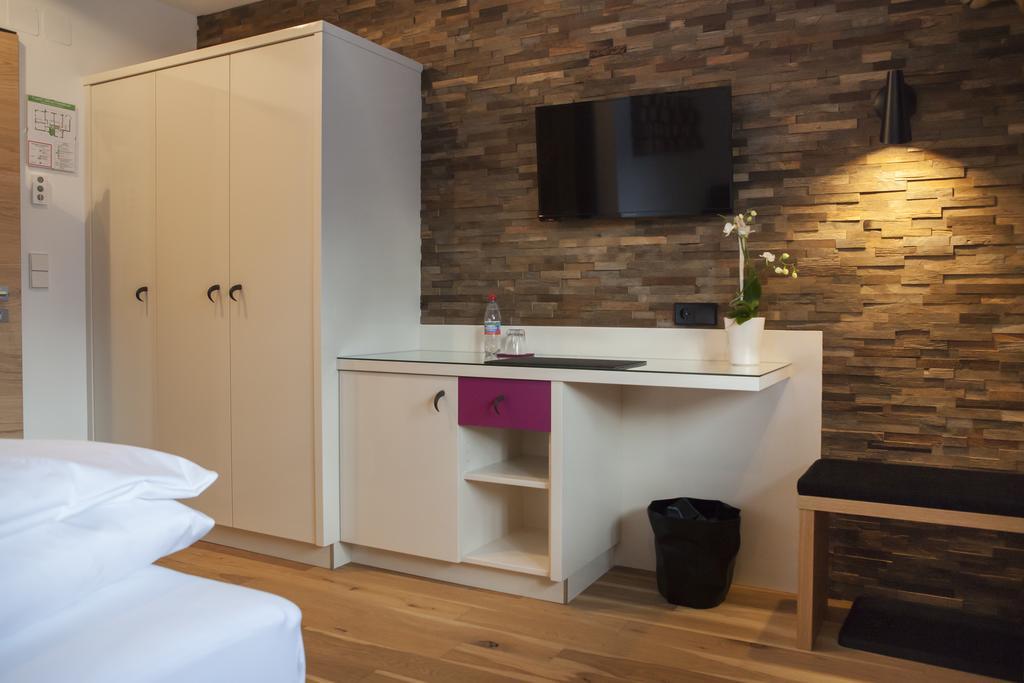 אוברסטדורף Boutique Hotel Gams מראה חיצוני תמונה