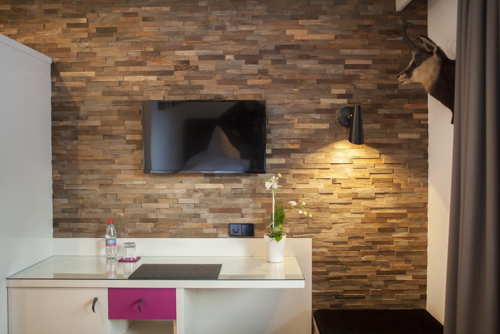 אוברסטדורף Boutique Hotel Gams מראה חיצוני תמונה