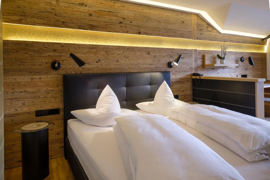 אוברסטדורף Boutique Hotel Gams מראה חיצוני תמונה