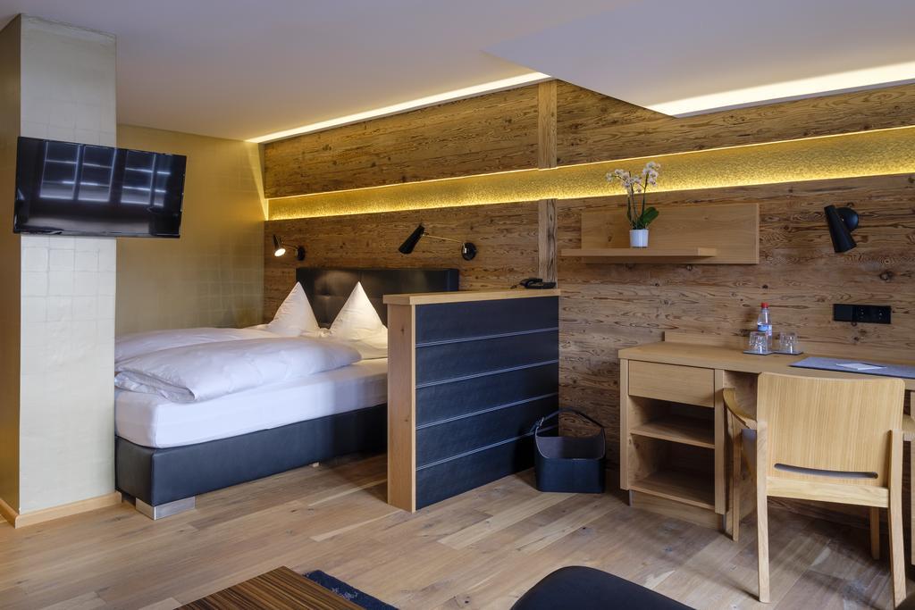 אוברסטדורף Boutique Hotel Gams מראה חיצוני תמונה