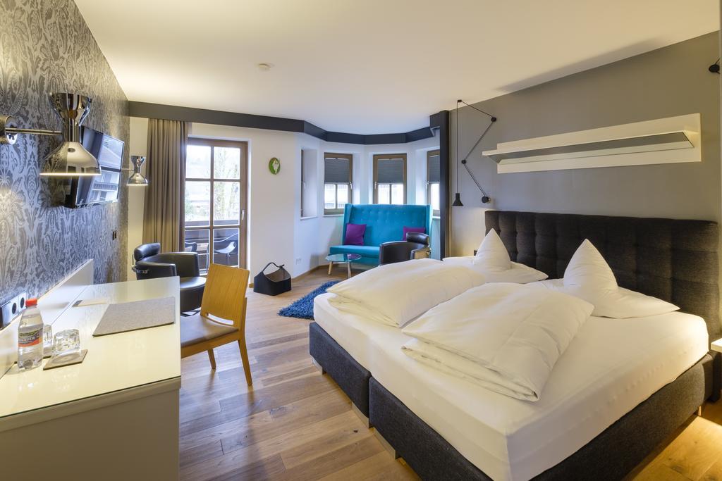 אוברסטדורף Boutique Hotel Gams מראה חיצוני תמונה